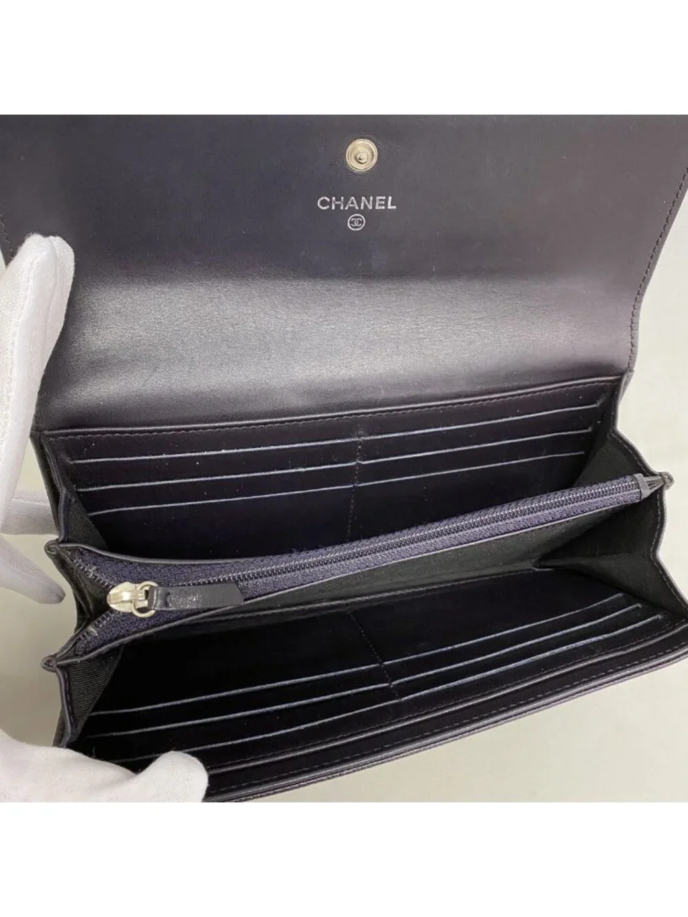 Chanel Wallet Caviar Leather Purple Silver